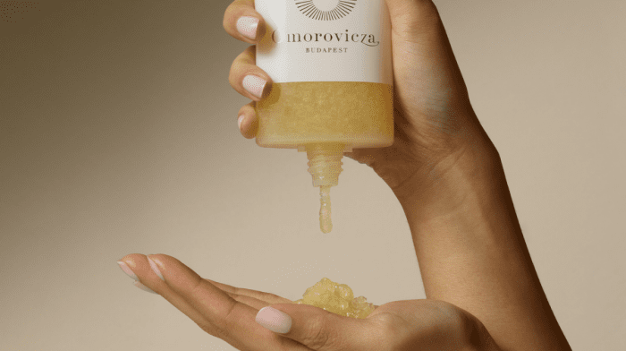 Chemical vs Physical Exfoliation: What's the Difference?