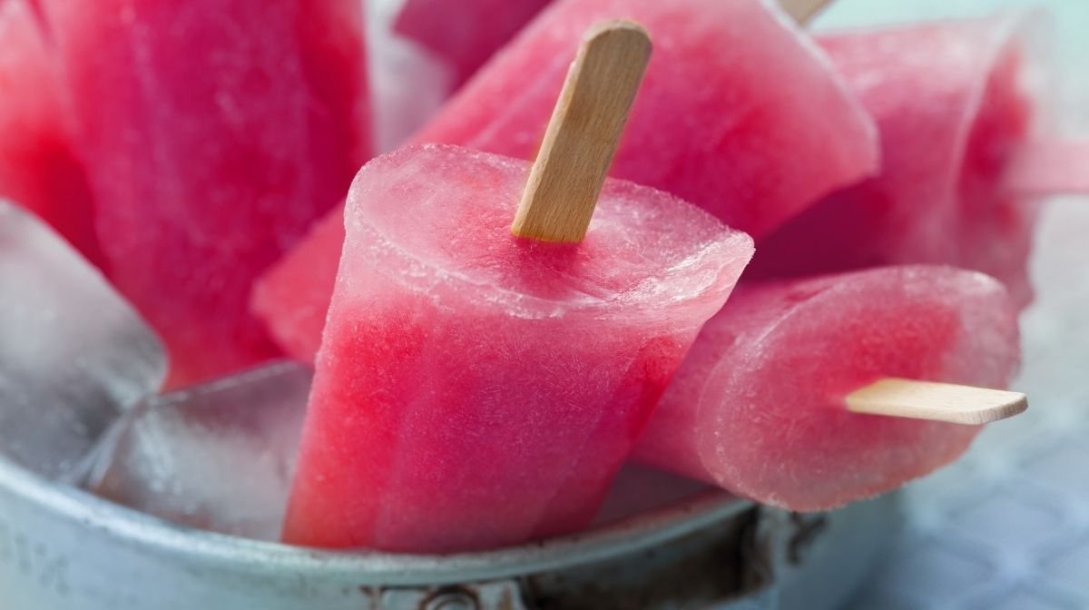Hydrating Watermelon & Strawberry Ice Lolly Recipe