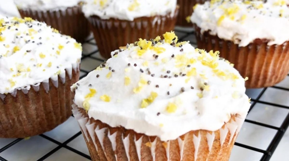 Collagen Lemon & Poppy Seed Cupcakes Recipe