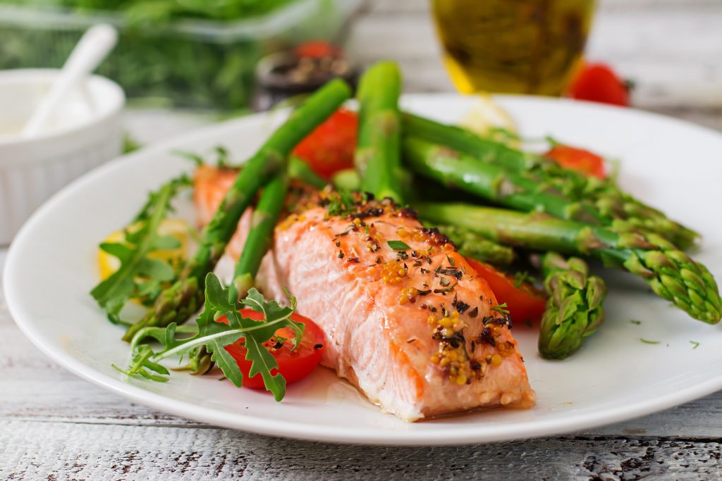 pan fried salmon and asparagus