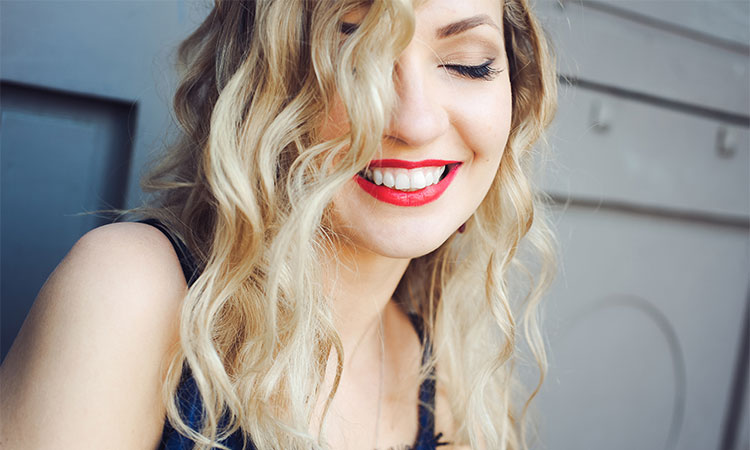 How to Go Blonde: 5 Things to Know Before Dyeing Your Hair Blonde