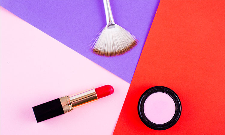 Summer Beauty Cleanup: What to Toss or Save Now That Summer’s Over