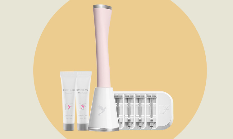 We Tried This At-Home Dermaplaning Device, Here’s What Happened