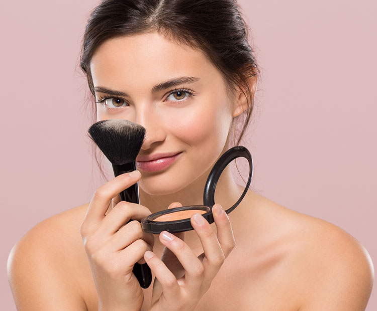 How to Cover Up Acne With Makeup