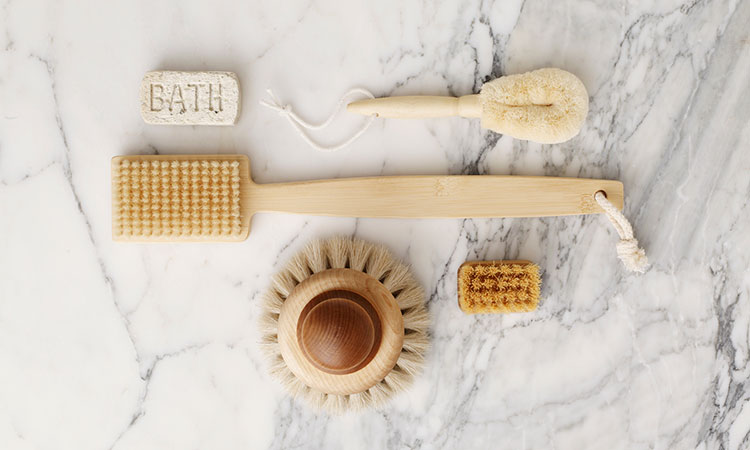 What Is Dry Brushing and How to Do It Right