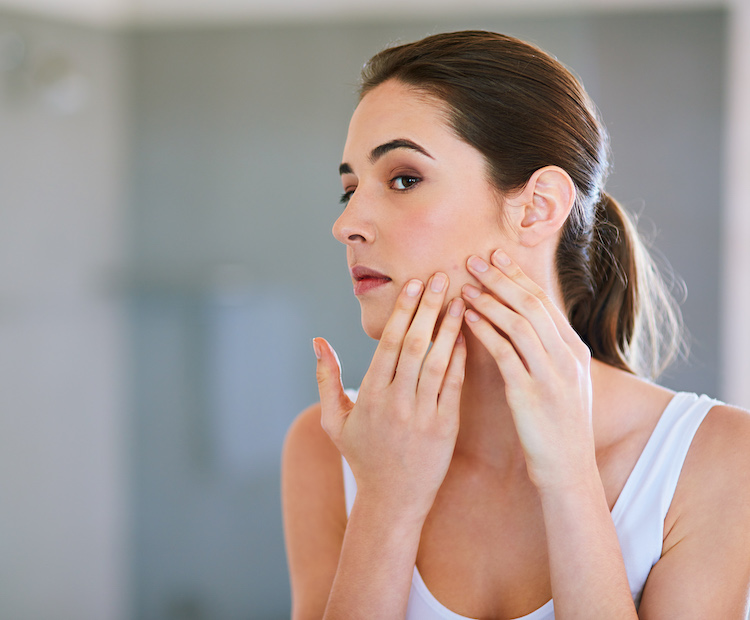 Clogged Pores on Face: Causes & Treatment