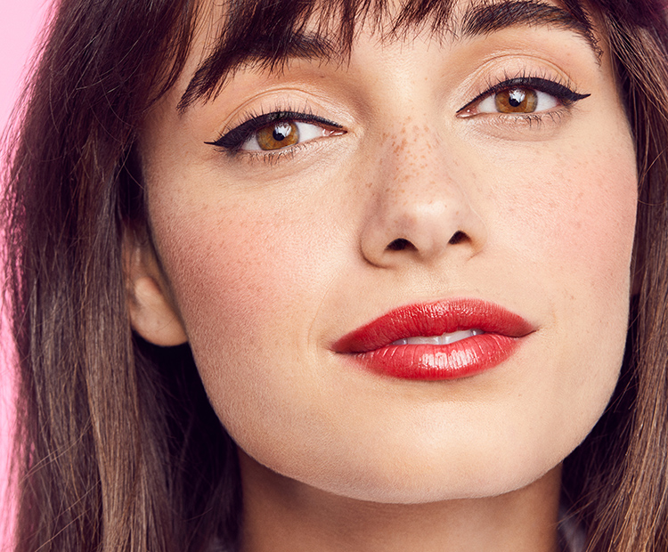 Why the 'Blurred Lip Stain' Trend Is My Favorite Way to Wear Lipstick