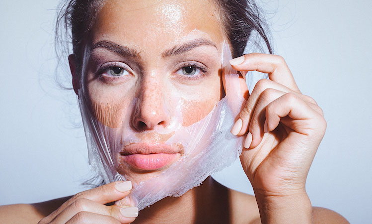 How to Choose the Right Peel-Off Facial Mask for Your Skin Type