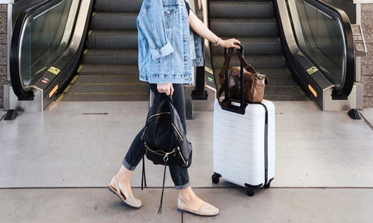7 Travel-Friendly Beauty Essentials to Keep You Looking Fresh On the Go