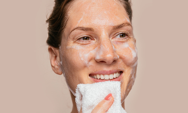 7 Face Cleansers That Work Great on Dry Skin