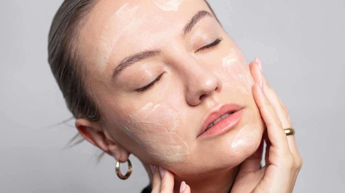 The Best Natural Cleansers for Healthy Skin