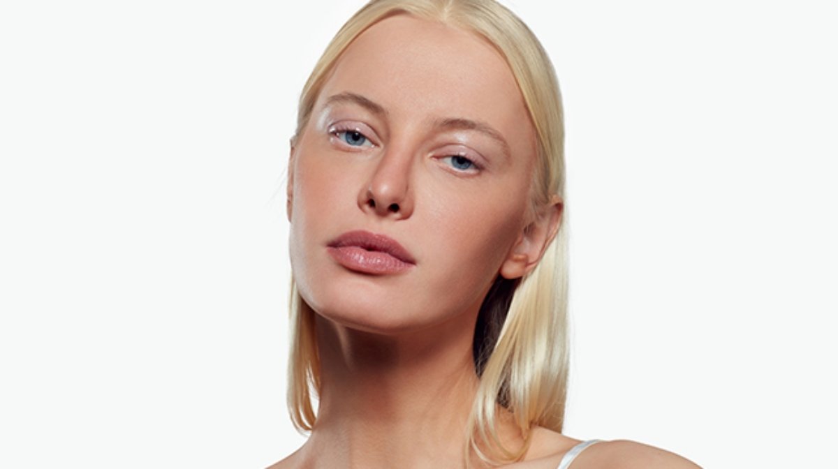 Natural Makeup Tutorial: How to Get a Clean Makeup Look