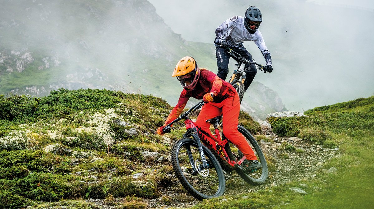 The Endura MT500 Smok'n prints range