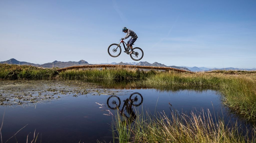 Cyclists getting airtime