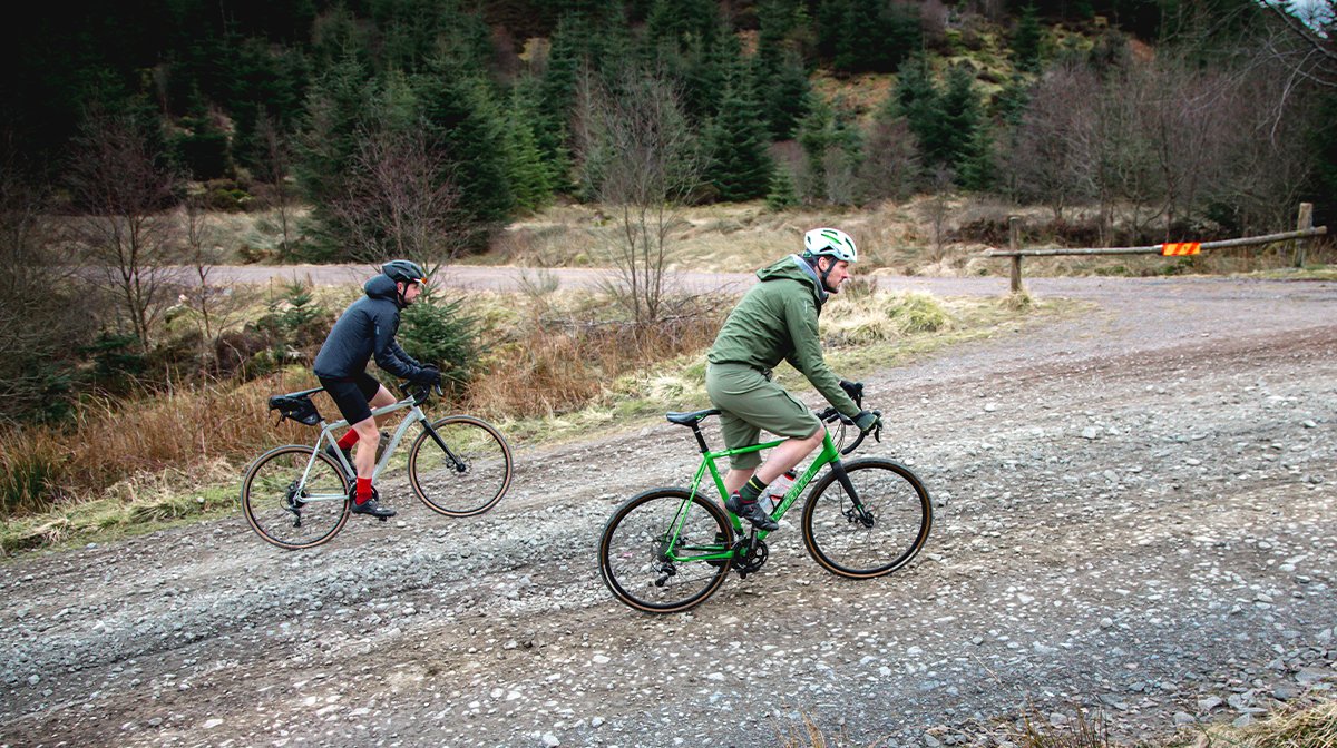 Year Round Gravel Cycling, Endura GV500 Collection