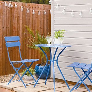 Painting garden furniture ideas