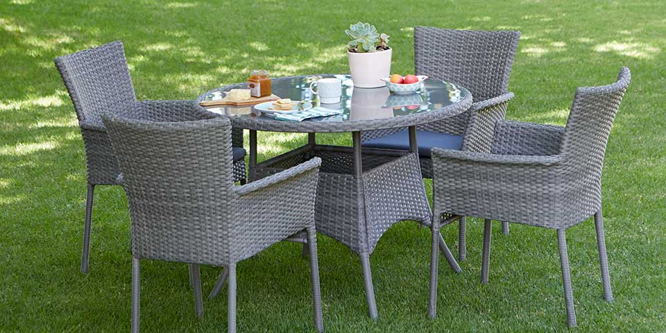 homebase garden table and 4 chairs