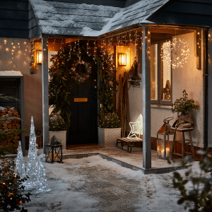 prepare outdoor christmas lights