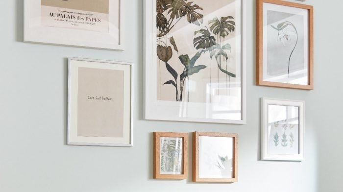 How To Hang a Picture Frame on a Wall