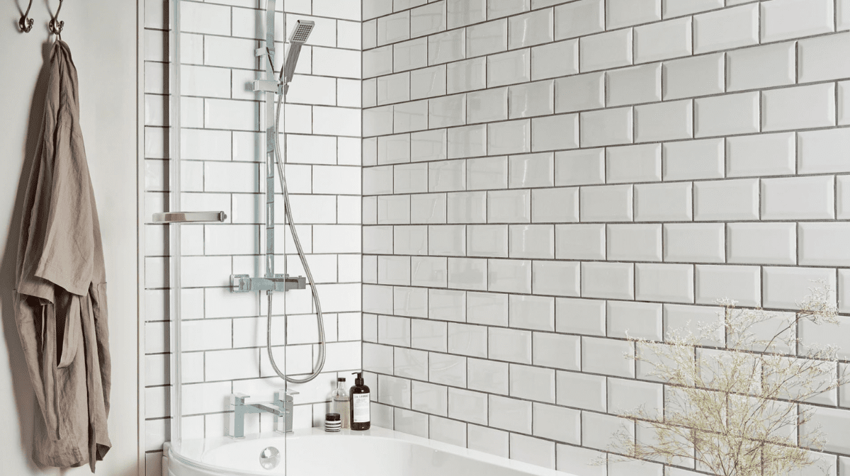 Our Guide to Shower Bath Suites