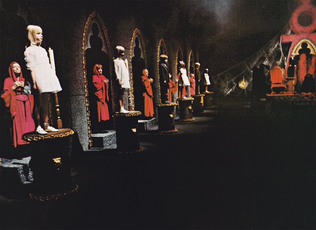 Scene from The Brotherhood of Satan (1971)