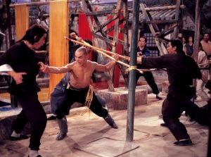 Chu (Gordon Liu) goes on the attack in Return to the 36th Chamber (1980) 