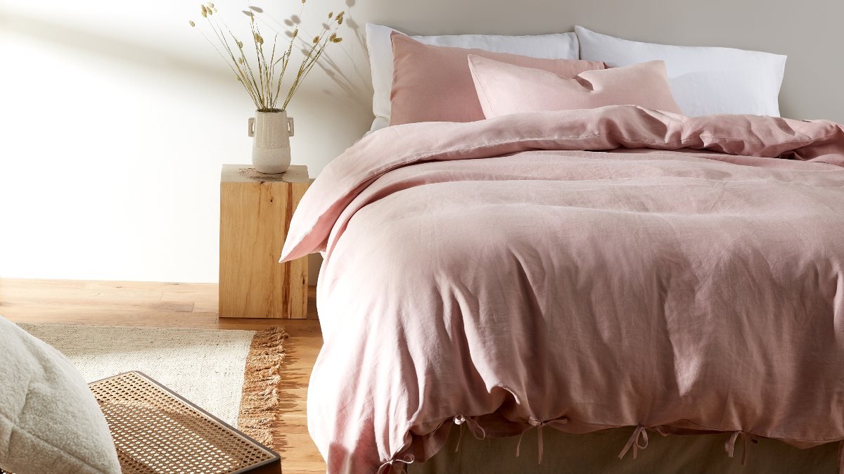 Linen Bedding Buyer’s Guide