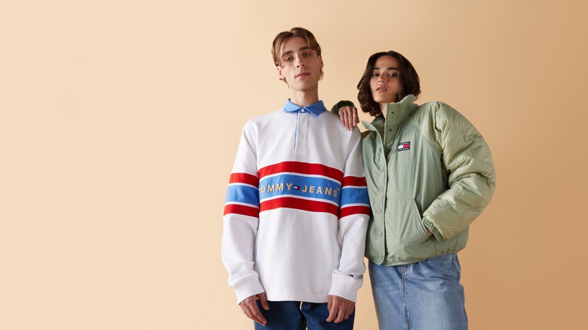 Tommy Jeans For UO '90s Pullover Sweatshirt  Tommy hilfiger outfit, Tommy  hilfiger sweatshirt, Tommy hilfiger shirts