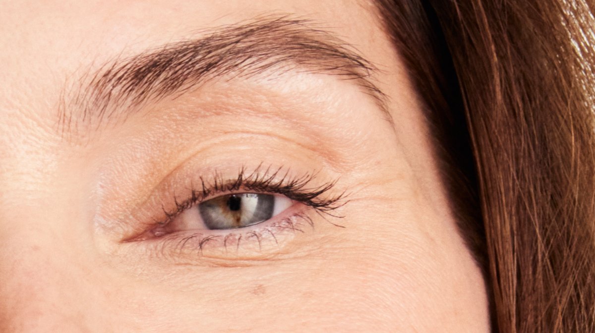 Comment appliquer crème contour yeux ?