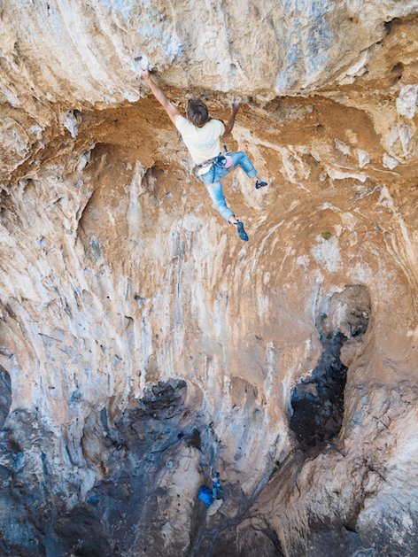 11 Tips For Climbing Overhangs