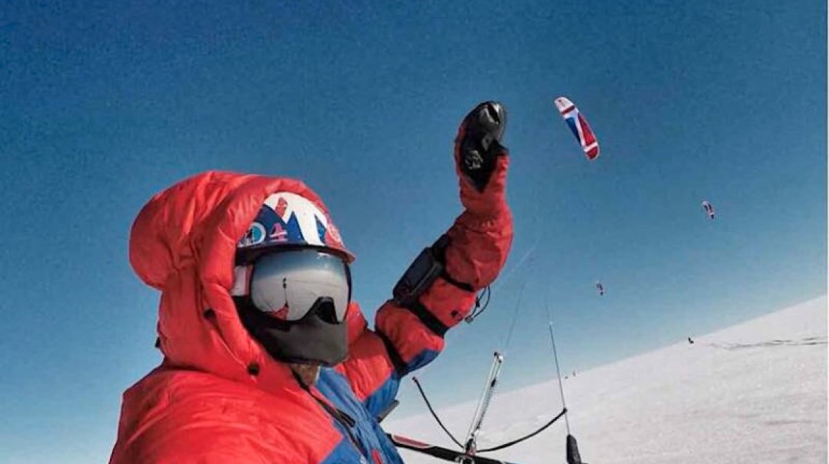 Leo Houlding Snowkiting