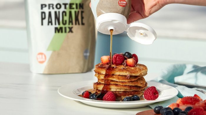 Recette Pancakes Protéinés Vegan Rapide et Facile | MYVEGAN™