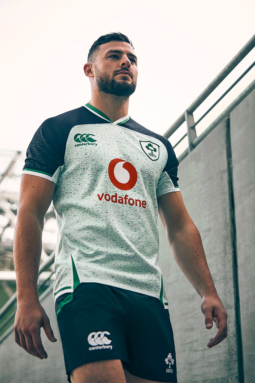 Robbie Henshaw walking