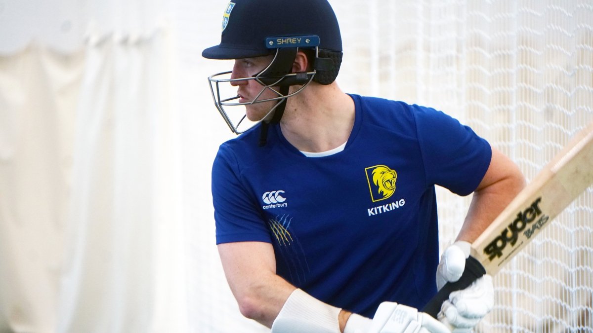 Ben stokes bats in Durham County Cricket Canterbury gear