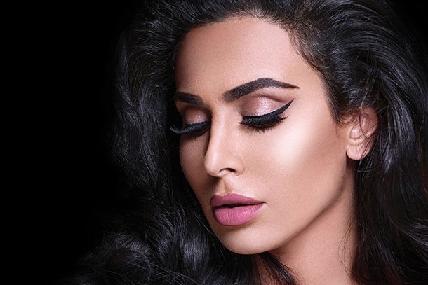 Huda Beauty Eyelash Finder