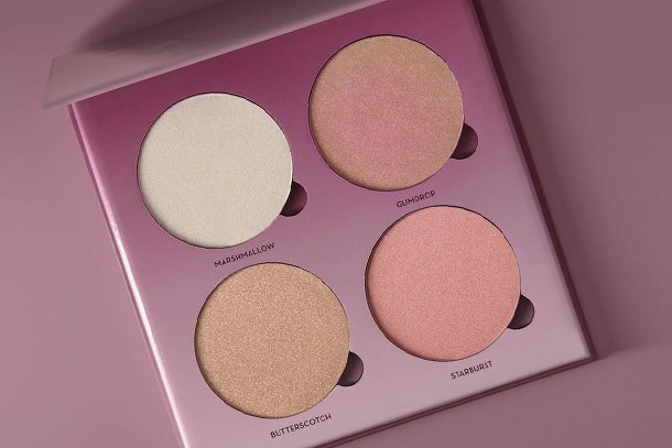 These new highlighting palettes act like frosting for your face | Highlighter