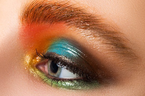multicoloured eyeshadow make up look