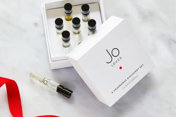 Unboxing of Jo Loves Fragrance Discovery Set stocking filler