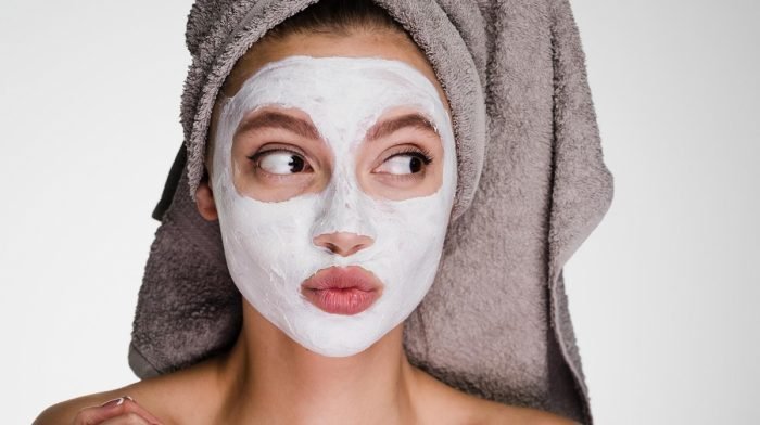 Les masques indispensables pour lutter contre le blues des week-ends fériés.