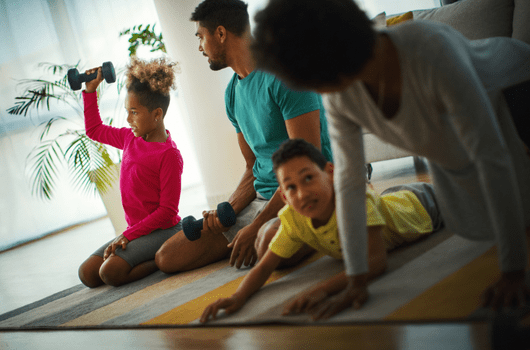 5 ways you can take part in family exercise this fall