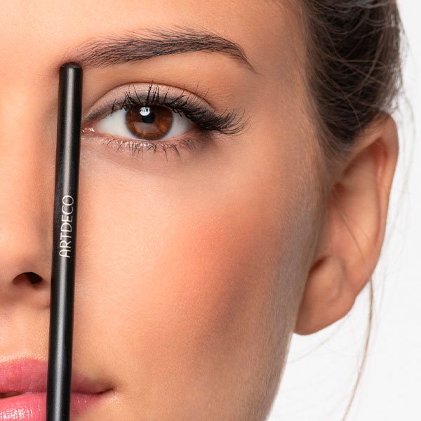 use a brow pencil to determine where your brow should start