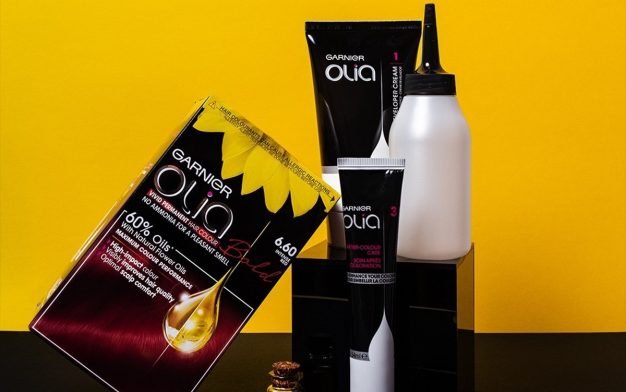 How to treat and colour your hair at home