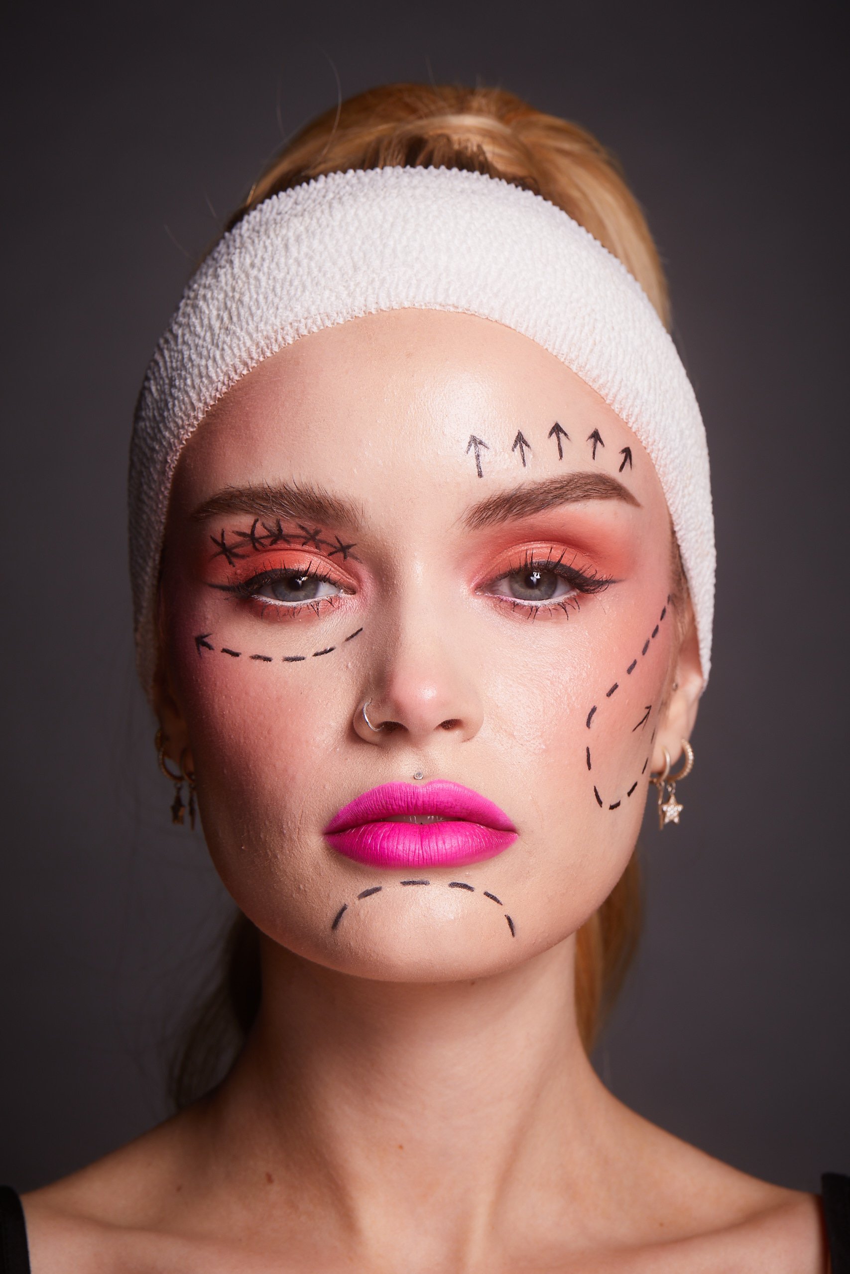 halloween broken doll makeup