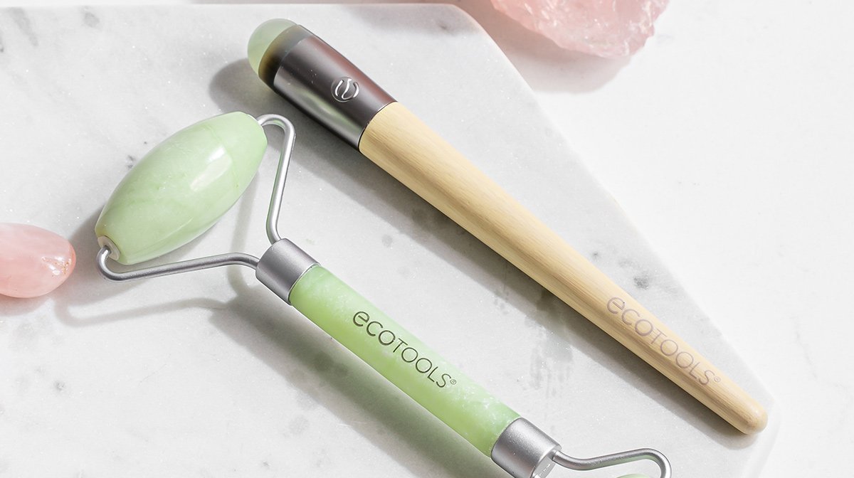 How to achieve an easy facial workout with the best at-home toning tools
