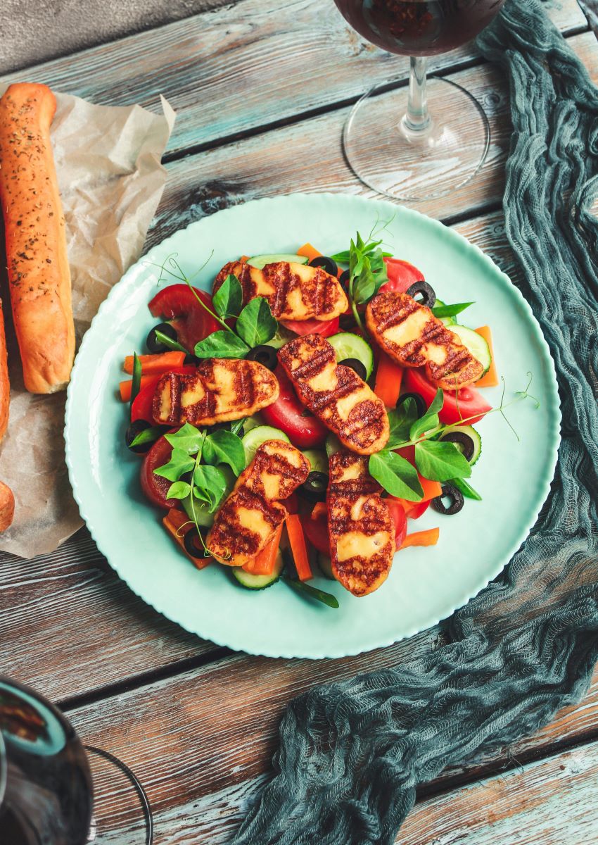 Grilled Halloumi Salad