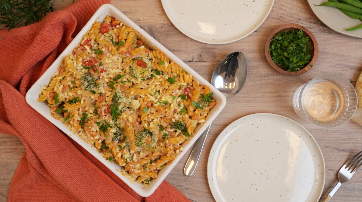 Creamy Mascarpone Beanz and Broccoli Pasta Bake