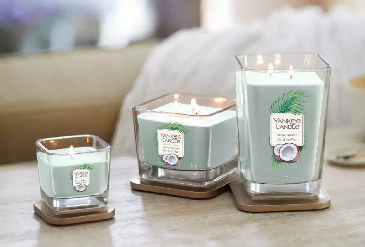 Make Your Home Smell Heavenly With These Yankee Candles