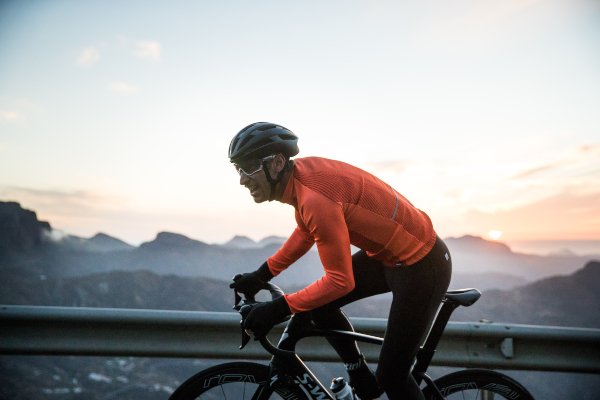 The 5 Best Winter Cycling Jackets to keep you on your Bike this Season