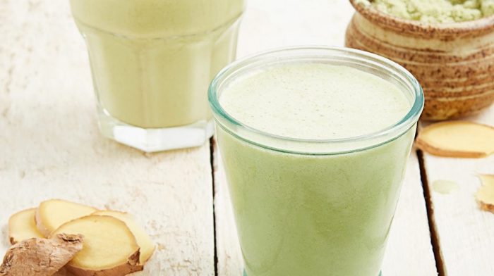 Wake-Me-Up Matcha Whey Protein, Peach & Ginger Smoothie