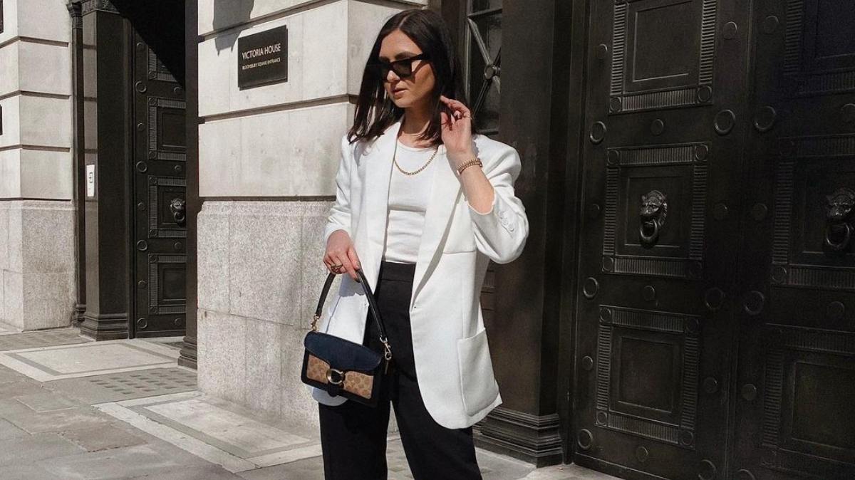 Are '90s shoulder bags making a fashion comeback?